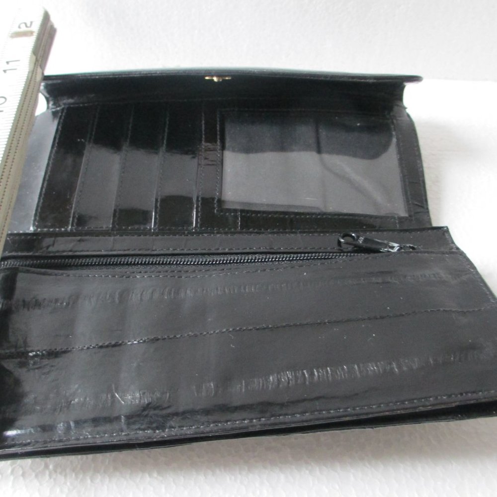 BLACK GENUINE EELSKIN CLUTCH WALLET - Picture 4 of 5